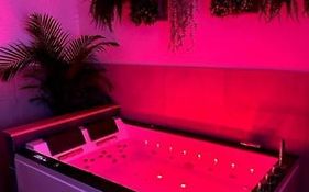 Love Room Cocooning & Spa